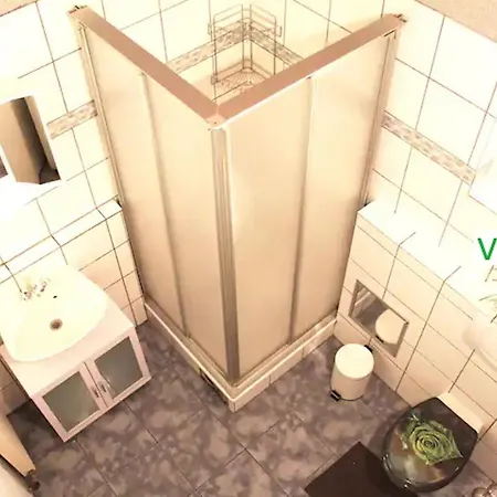 Appartement Event Haus Emg Fuer Familien Und Gruppen Bis 22 Personen Mit Partyraum Hockenheim