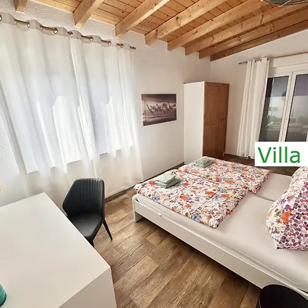 Event Haus Emg Fuer Familien Und Gruppen Bis 22 Personen Mit Partyraum Appartement