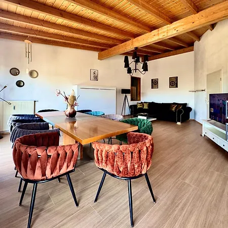 Appartement Event Haus Emg Fuer Familien Und Gruppen Bis 22 Personen Mit Partyraum