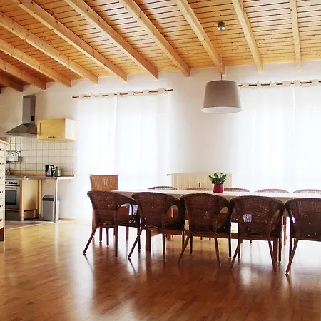 Haus Emg Apartment *